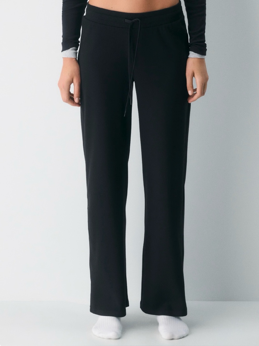 Aritzia Rib Kickback Pant - Picture 2 of 6